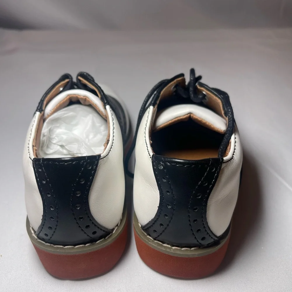 UPPER CLASS YOUTH WHITE/BLACK LEATHER SADDLE OXFORDS Size 11W NEW